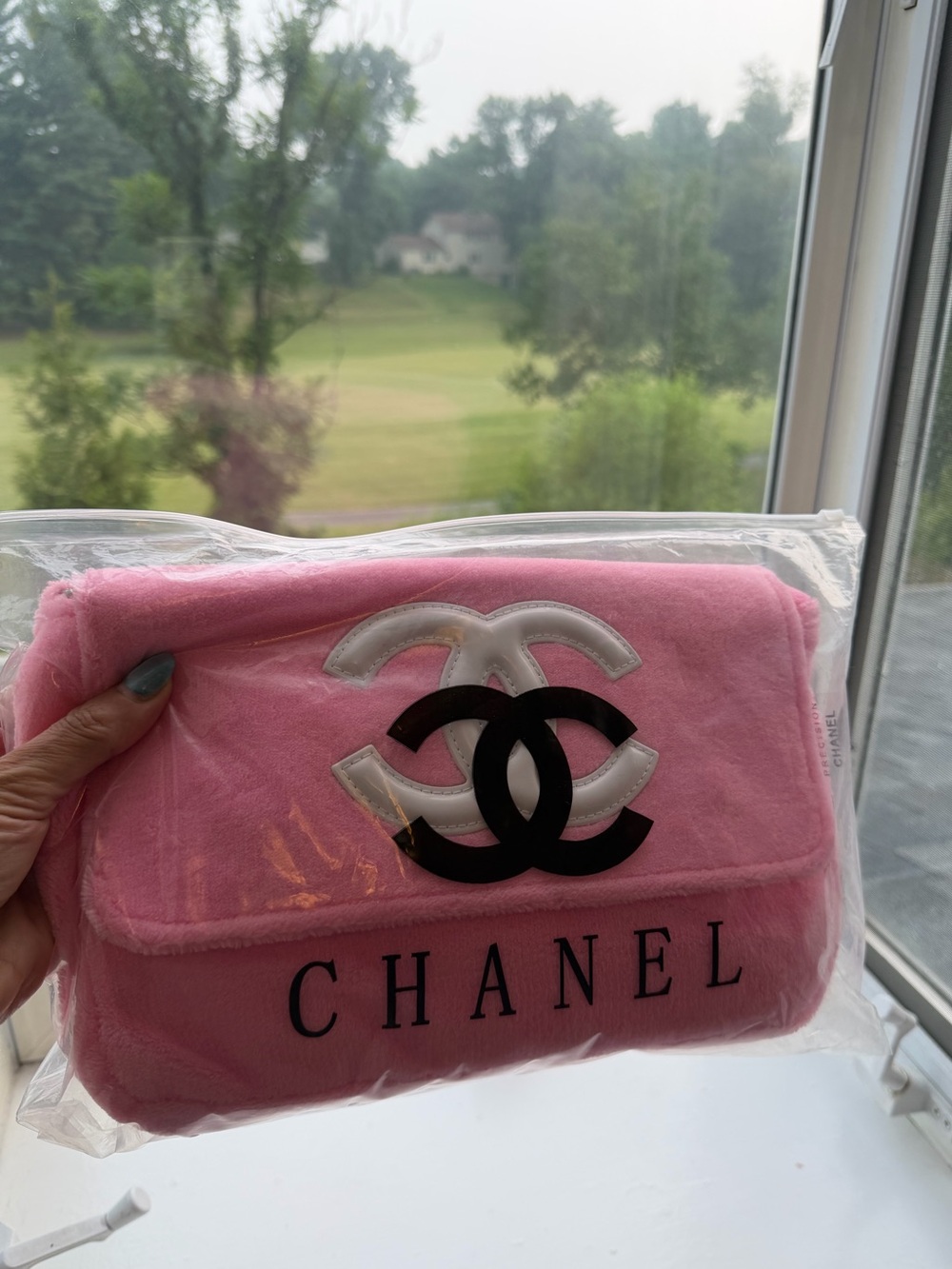 Made for Chanel Precision ~  Pink Plush Shoulder Bag with White CC Logo - Picture 16 of 16